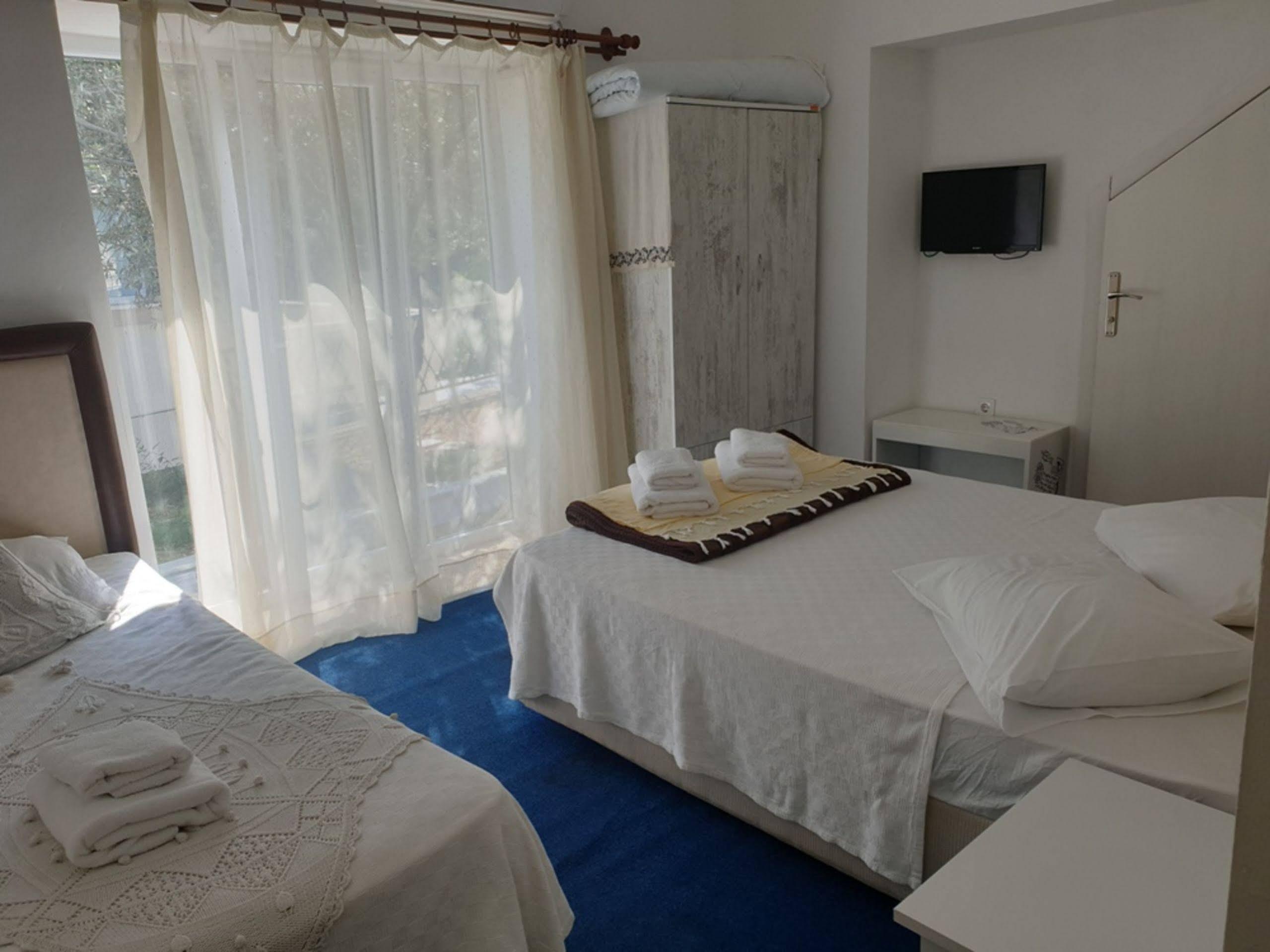 Lacivert Hotel Ayvalı 外观 照片